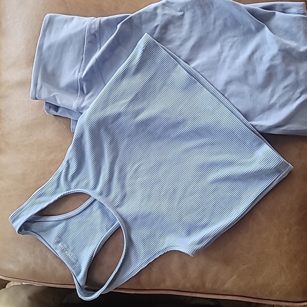 Abercrombie blue active set leggings and tank small